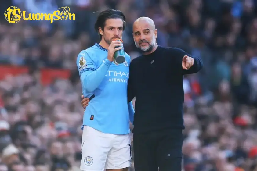 Pep Guardiola loại Jack Grealish ở trận đấu then chốt trước Fulham.