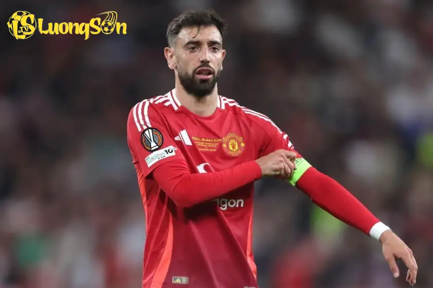 Bruno Fernandes được cho là sẽ rời Manchester United.
